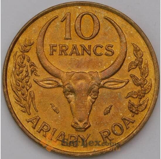 Мадагаскар 10 франков 1987 КМ11 UNC арт. 31252