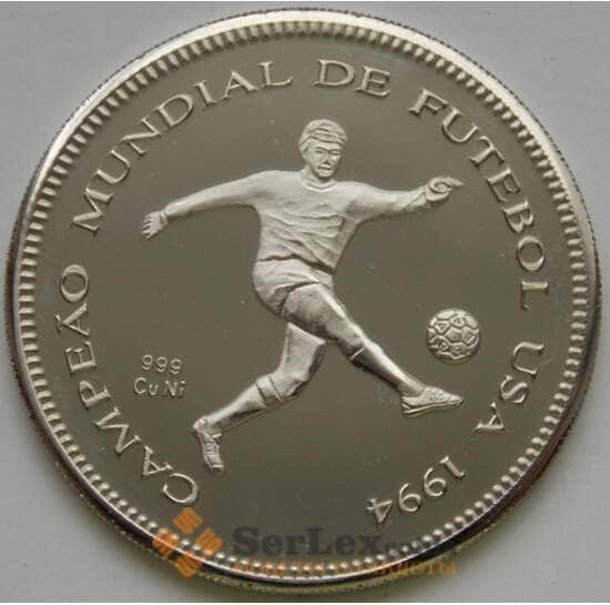 Сан-Томе и Принсипи 1000 добра Футбол 1 игрок арт. С02871 Сан-Томе и Принсипи 1000 добра Футбол 1 игрок арт. С02871